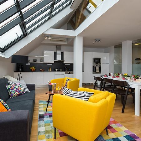 Empirent Rose Apartments Прага Экстерьер фото